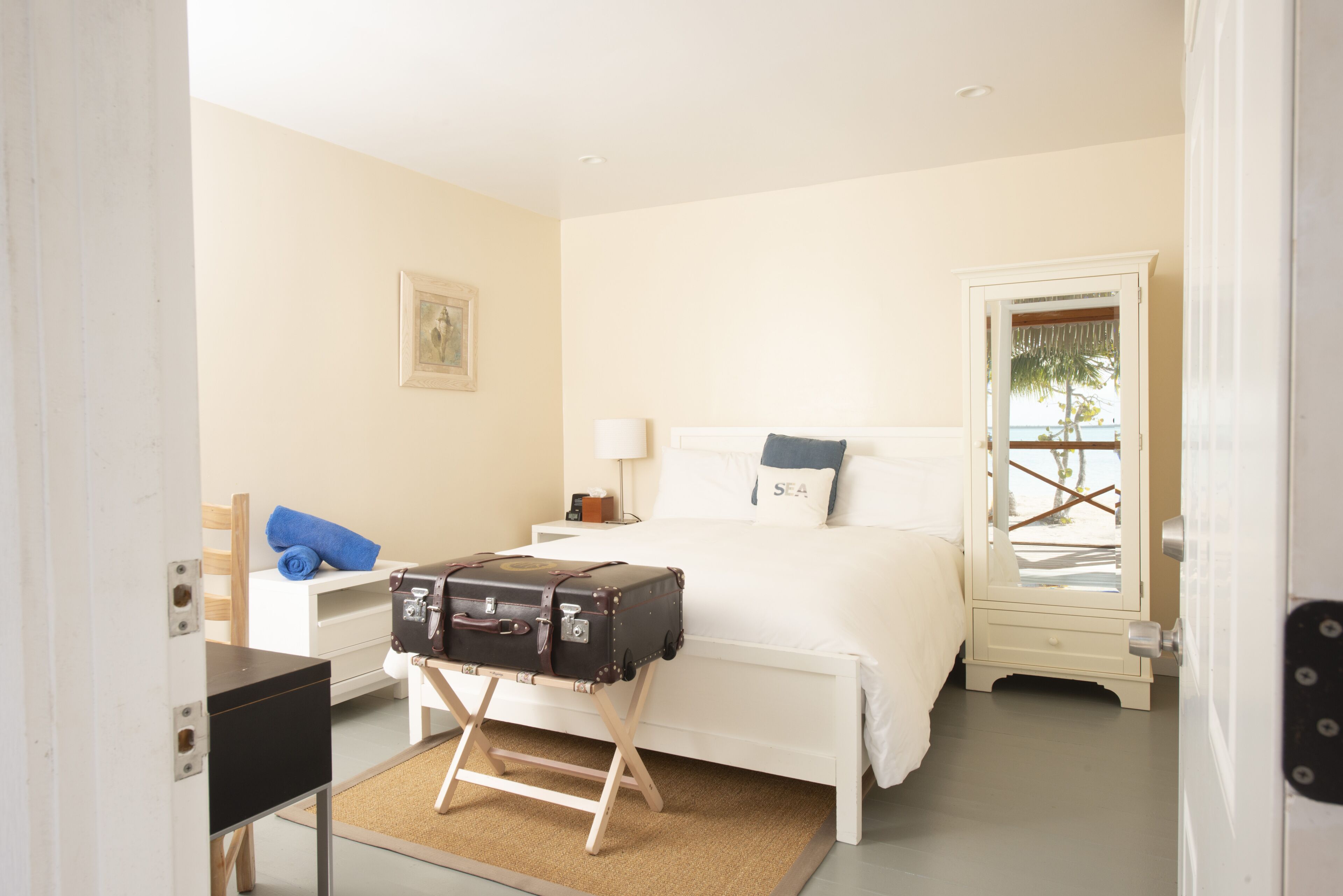 Room (Sunset) | 1 bedroom, Egyptian cotton sheets, premium bedding, Select Comfort beds