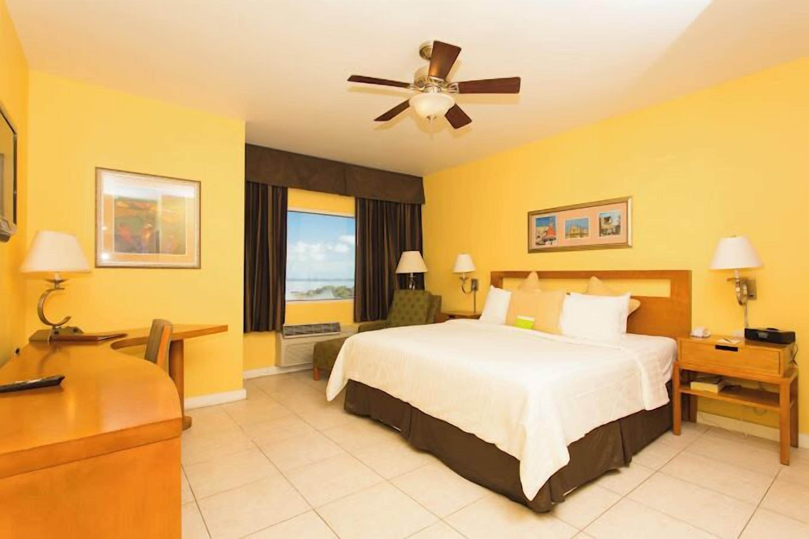 Executive Room, 1 King Bed