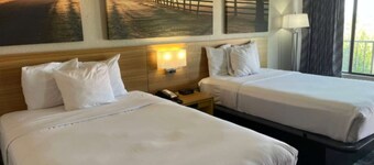 Days Inn & Suites by Wyndham Mobile