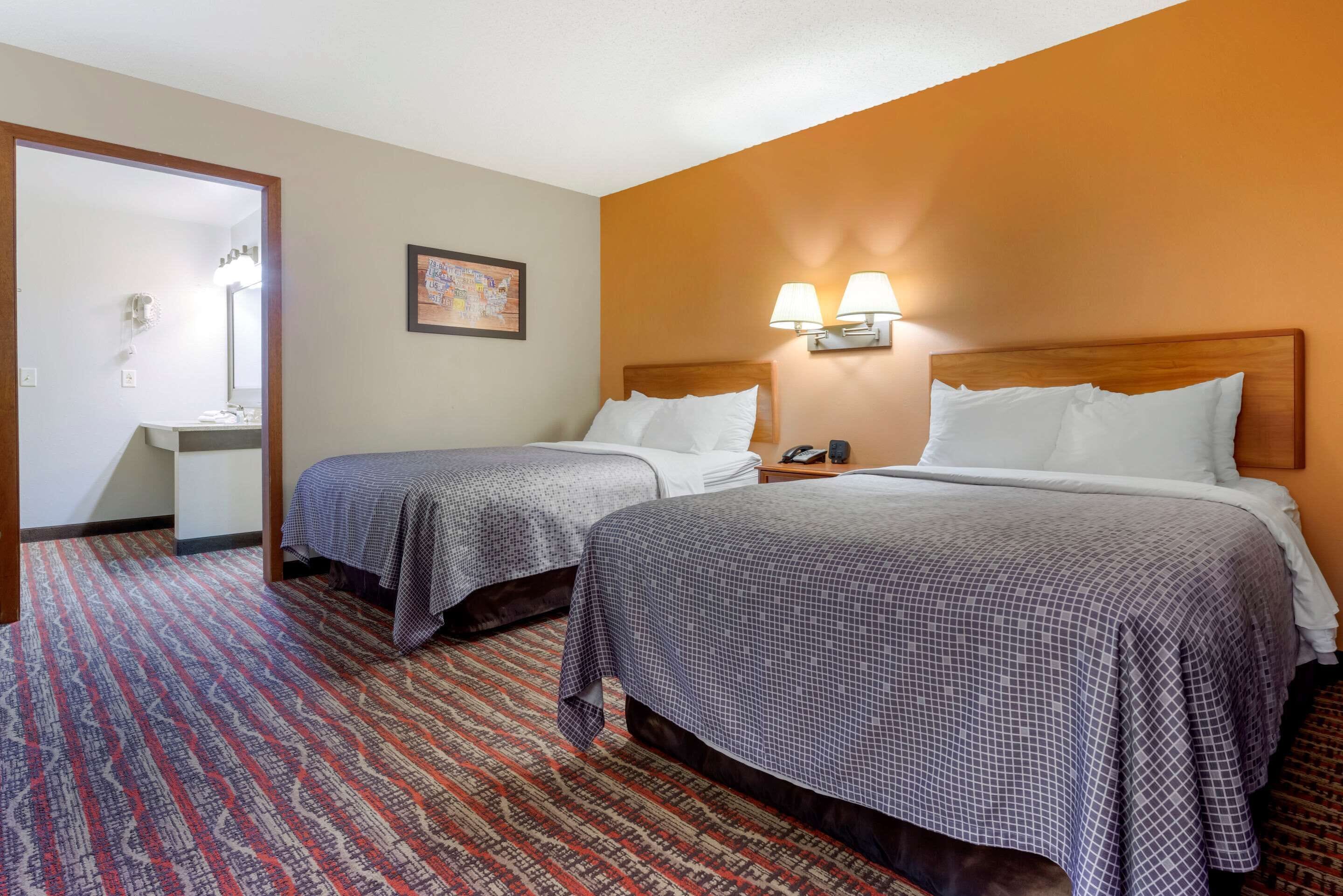 Top 8 PetFriendly Hotels In Marquette, Michigan Trip101