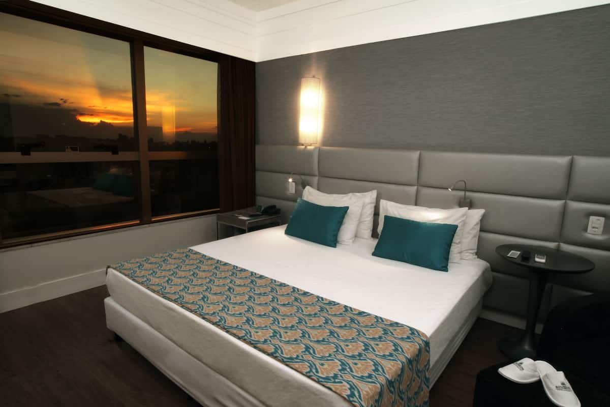 Minibar, in-room safe, desk, blackout drapes