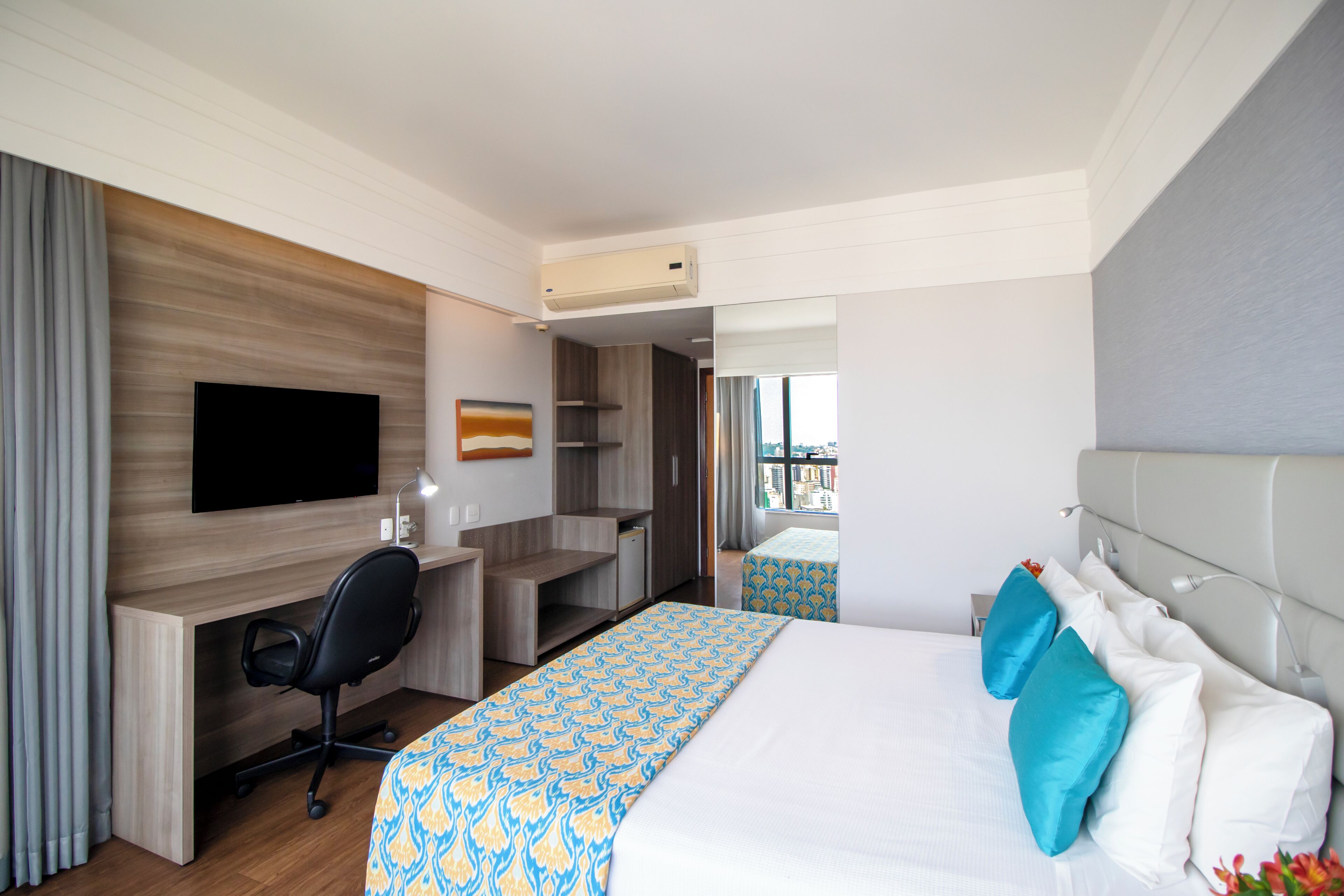 minibar, in-room safe, desk, blackout curtains