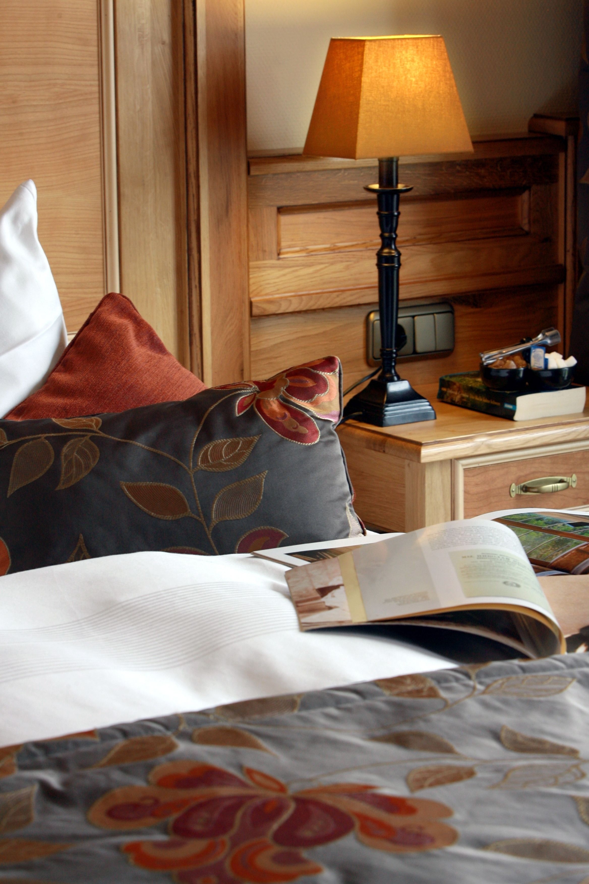 1 bedroom, premium bedding, down duvets, minibar