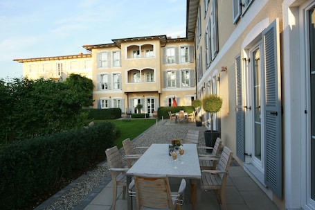 Garden. Hotel Ampervilla
