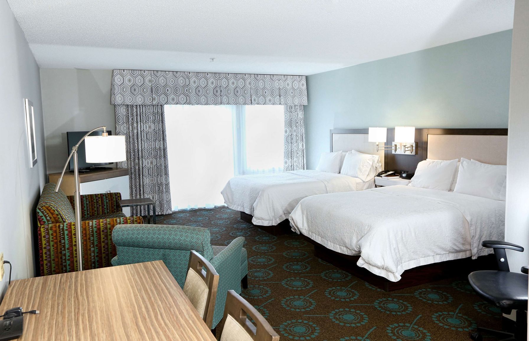 In-room safe, desk, iron/ironing board, free WiFi
