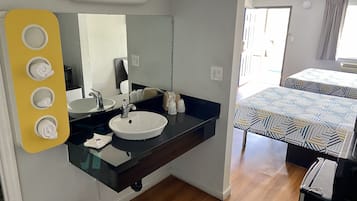 Free WiFi, bed sheets, wheelchair access