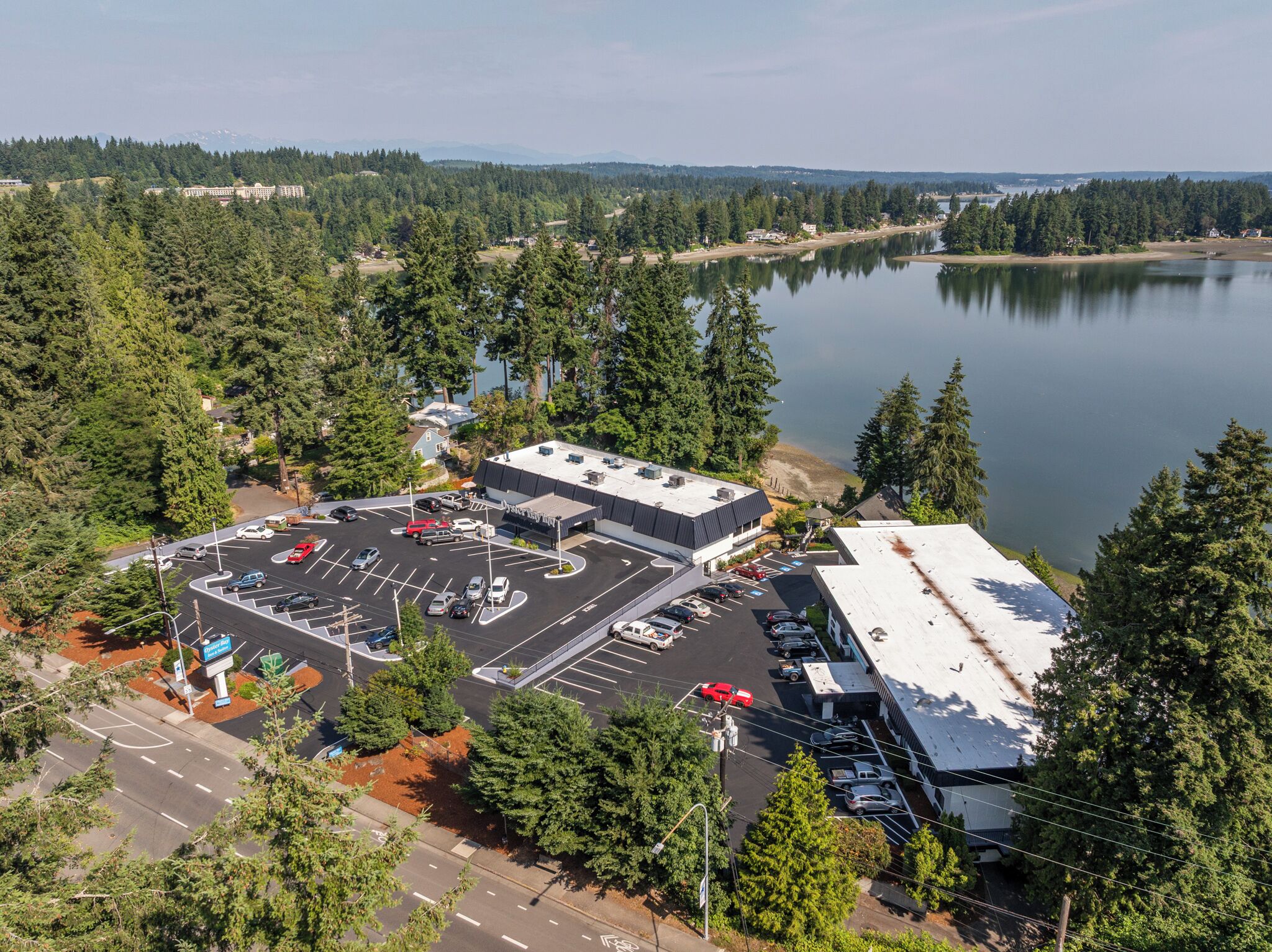 Photo - Oyster Bay Inn & Suites