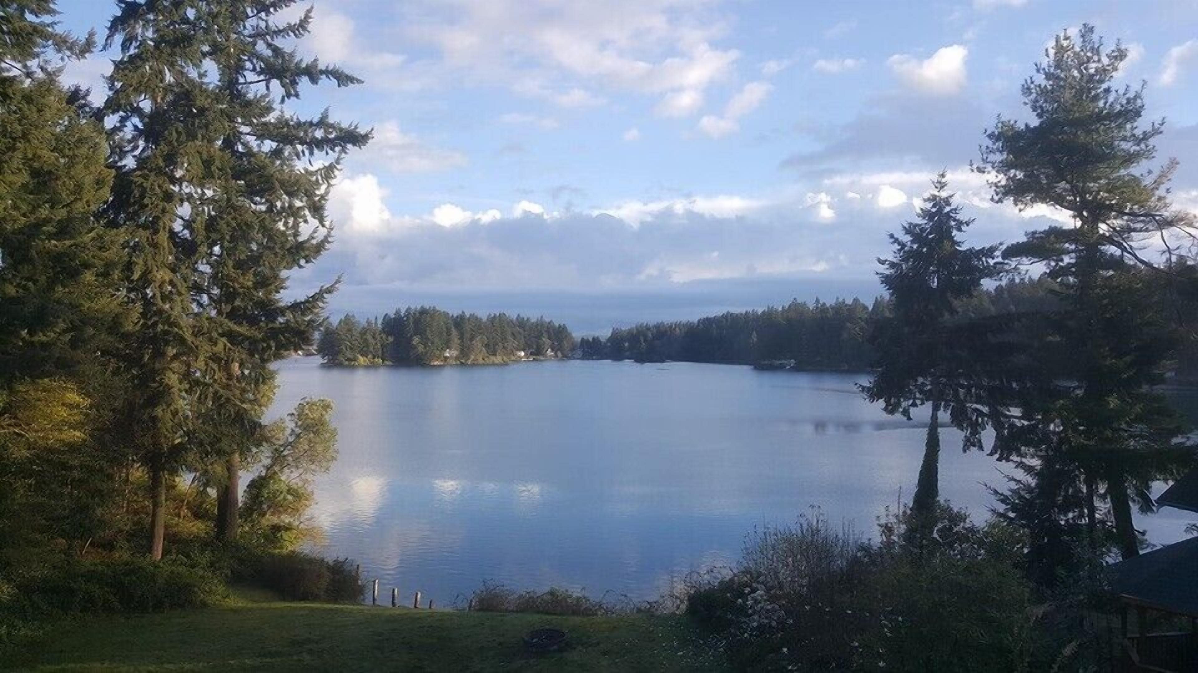 Photo - Oyster Bay Inn & Suites