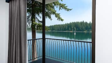 Quarto standard, 2 camas Queen | Vista da sacada