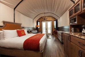 Room (Luxe Conestoga Wagon)