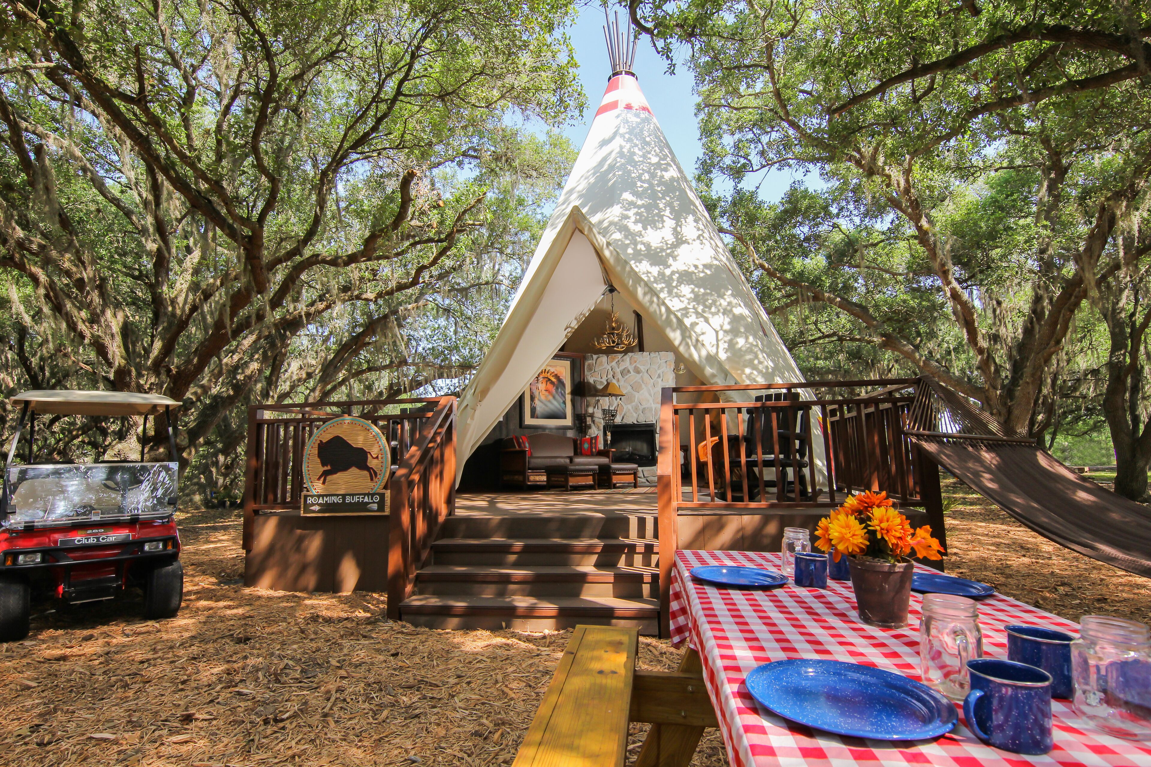 Room (Teepee)