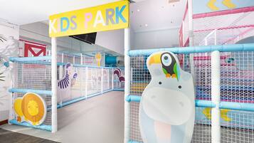Area giochi per bambini (al coperto)