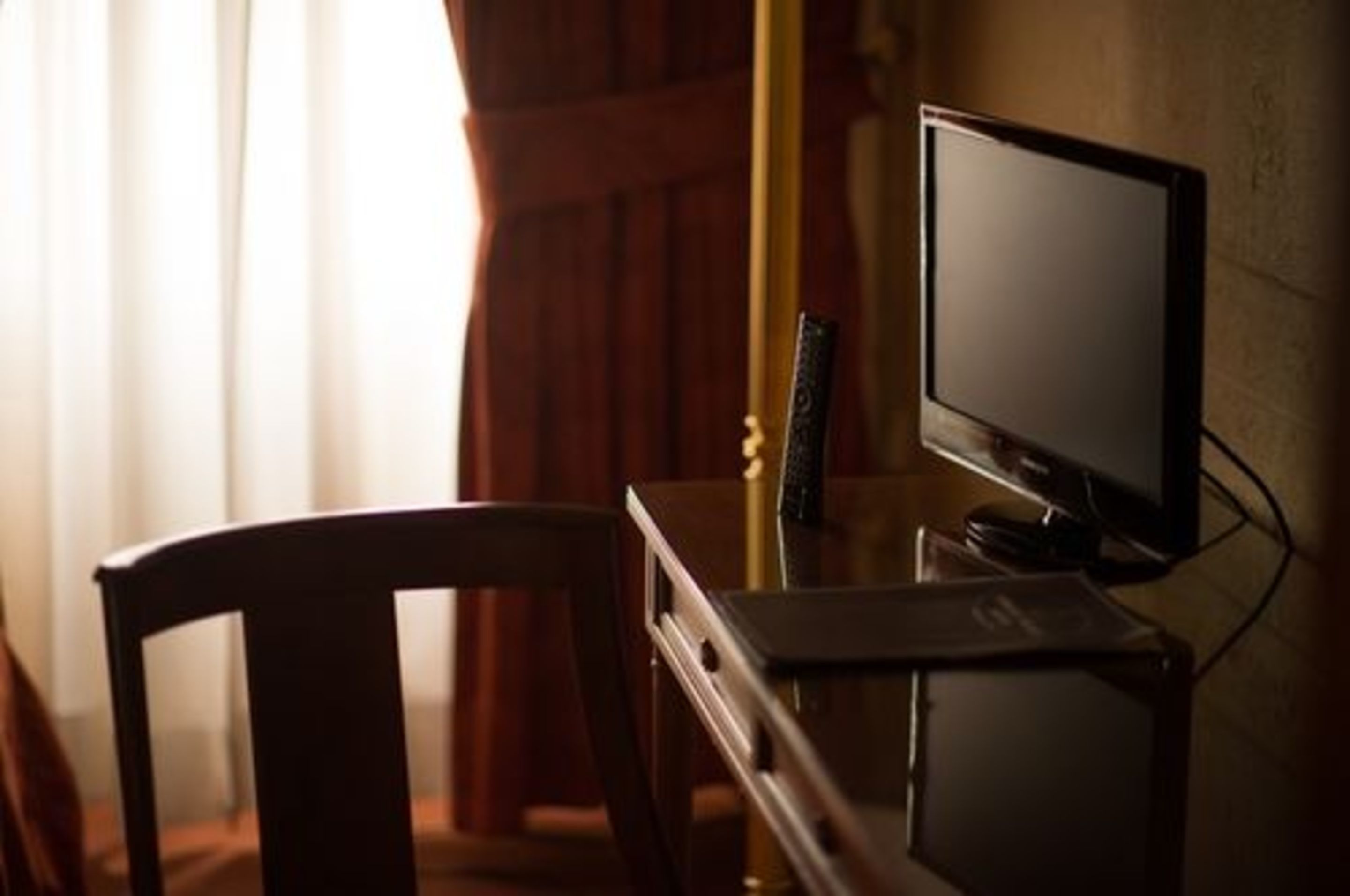 minibar, in-room safe, desk, soundproofing