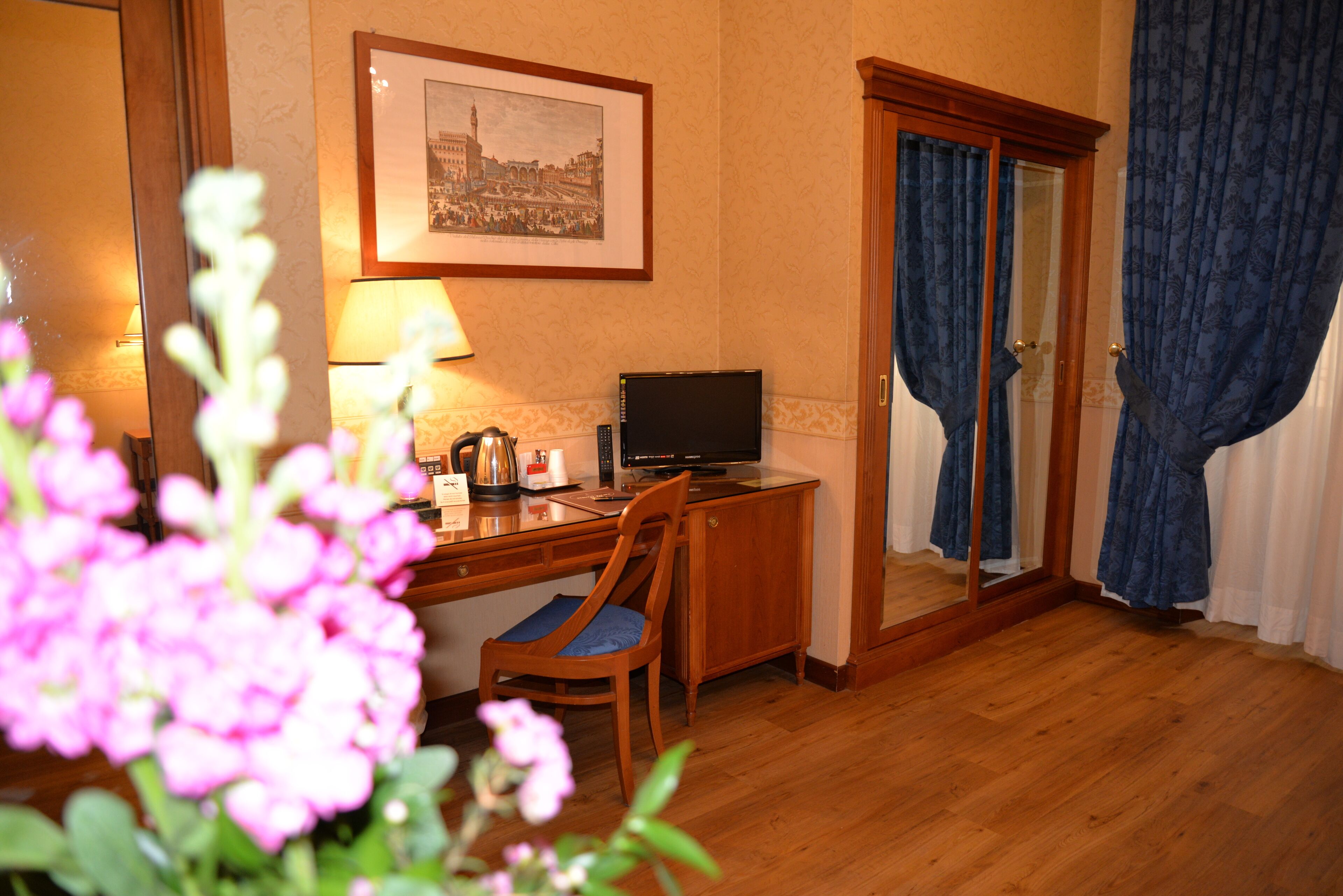 minibar, in-room safe, desk, soundproofing