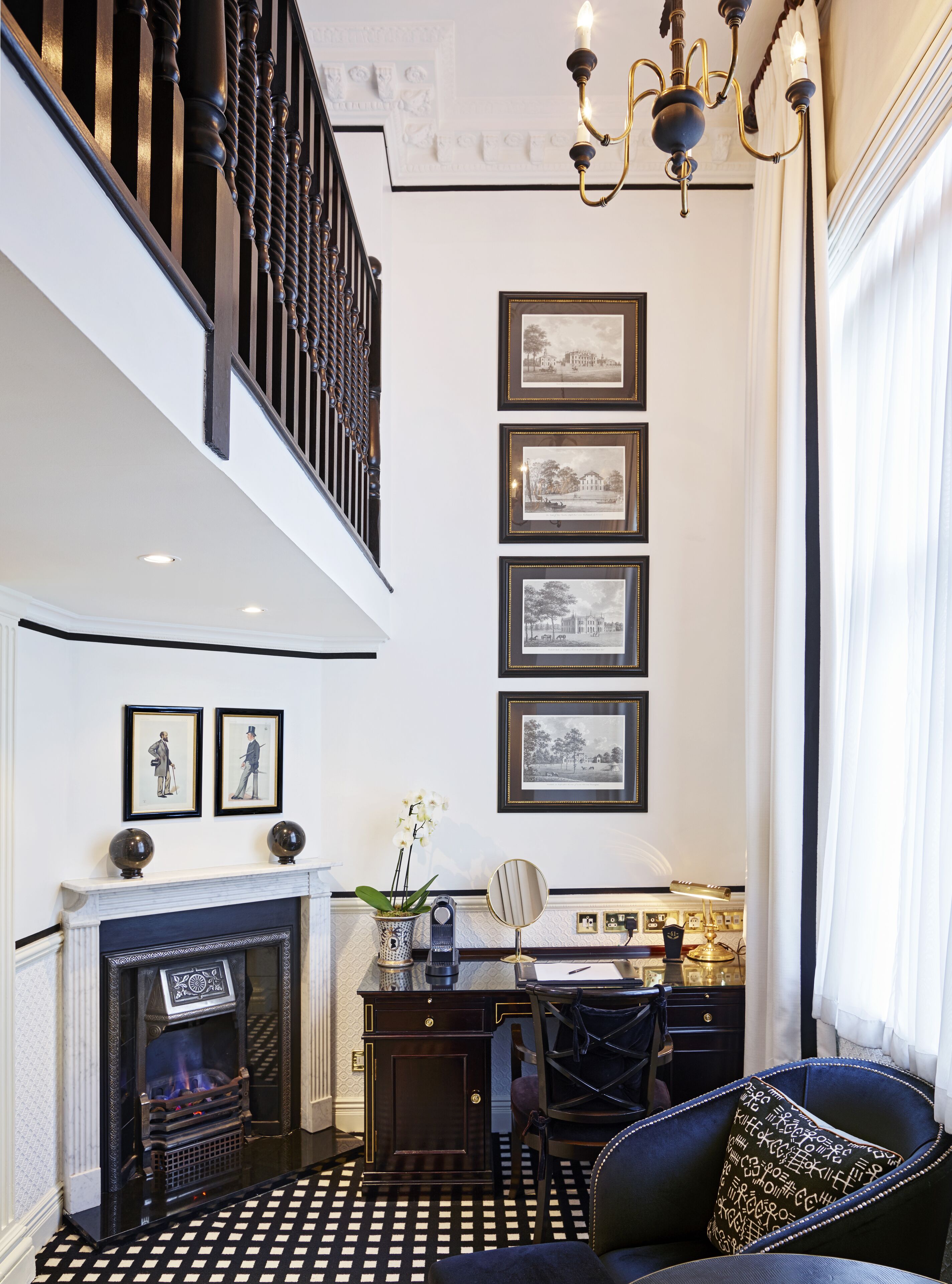 junior suite (split level) | living room | plasma tv, ipod dock, first-run films, pay films