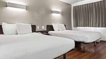 Escrivaninha, Wi-Fi de cortesia, roupa de cama