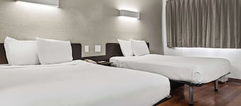 Motel 6 San Luis Obispo, CA - South