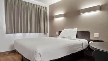 Desk, free WiFi, bed sheets