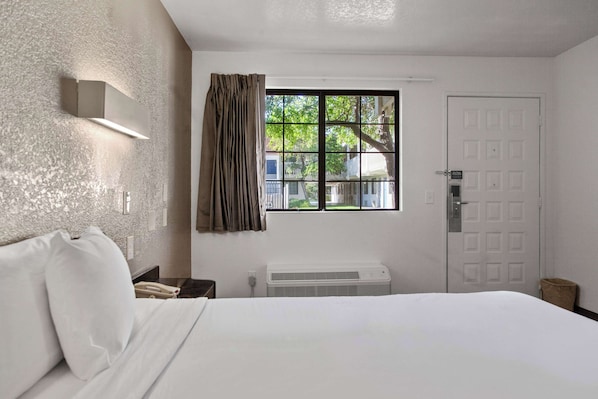 Desk, free WiFi, bed sheets