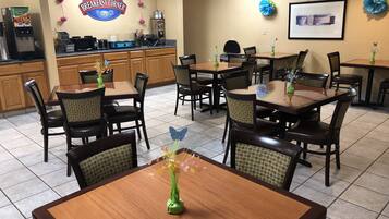 Free daily buffet breakfast