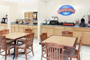 Desayuno buffet incluido todos los días 