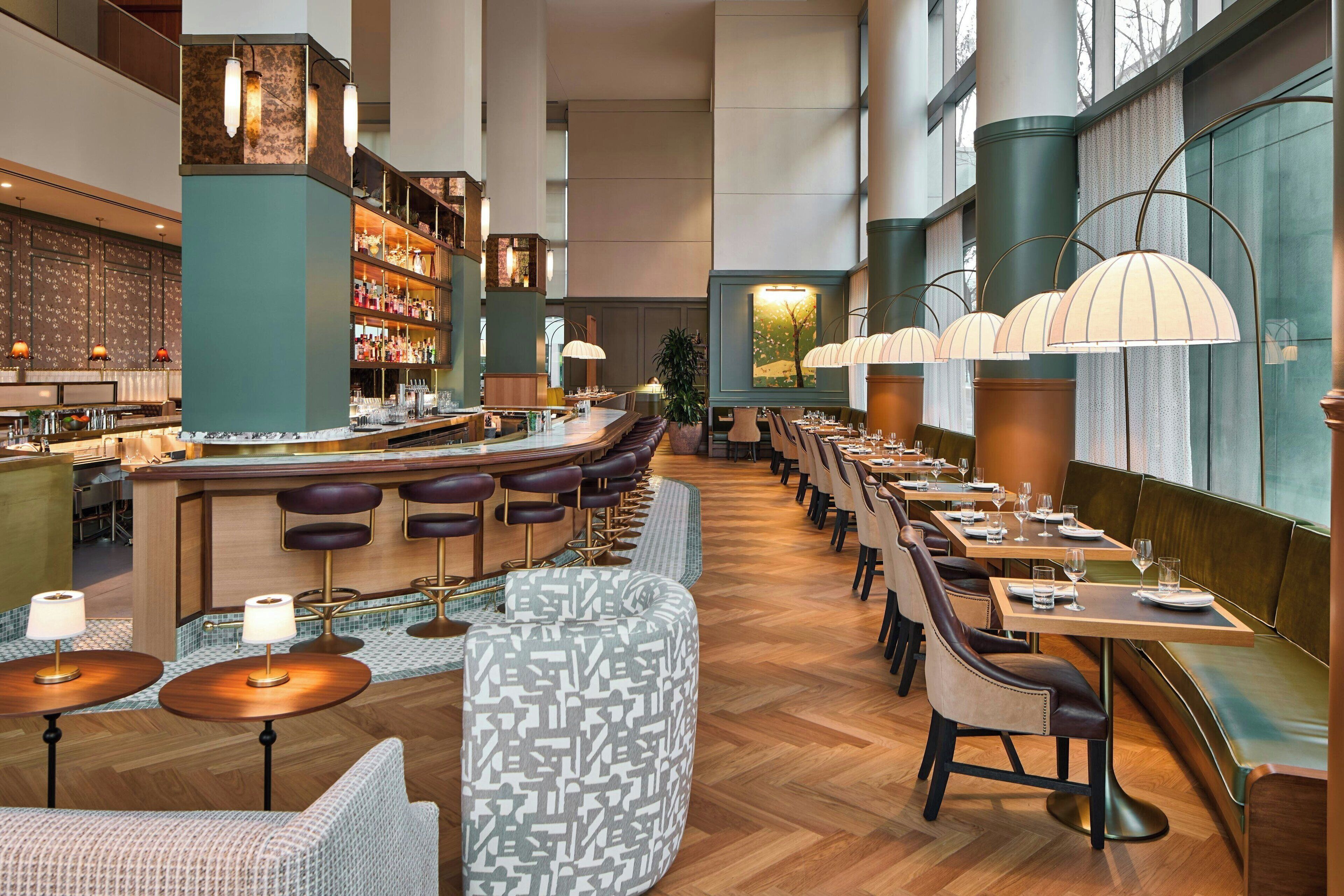 供應早餐和晚餐，美國料理