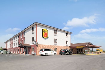 Super 8 by Wyndham Spokane/West