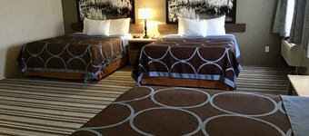 Super 8 by Wyndham Spokane/West