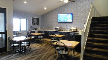 Free continental breakfast