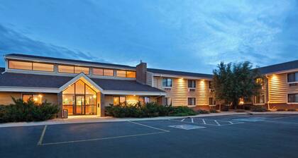 AmericInn by Wyndham Mitchell