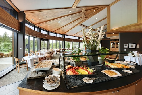 Kingbridge Conference Centre & Hotel