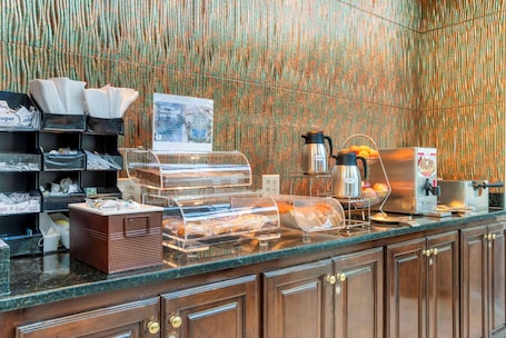 Desayuno continental incluido todos los días