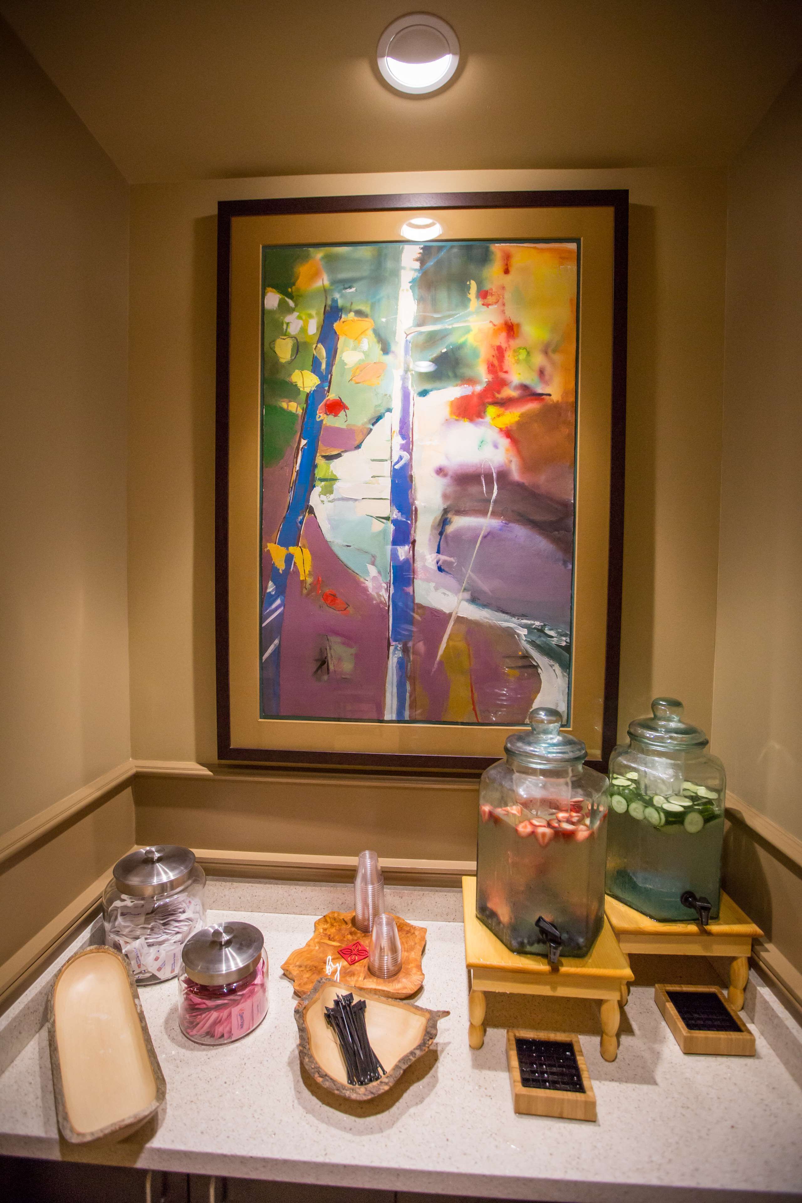 breakfast and dinner served, golf course views