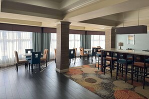 Free buffet breakfast 