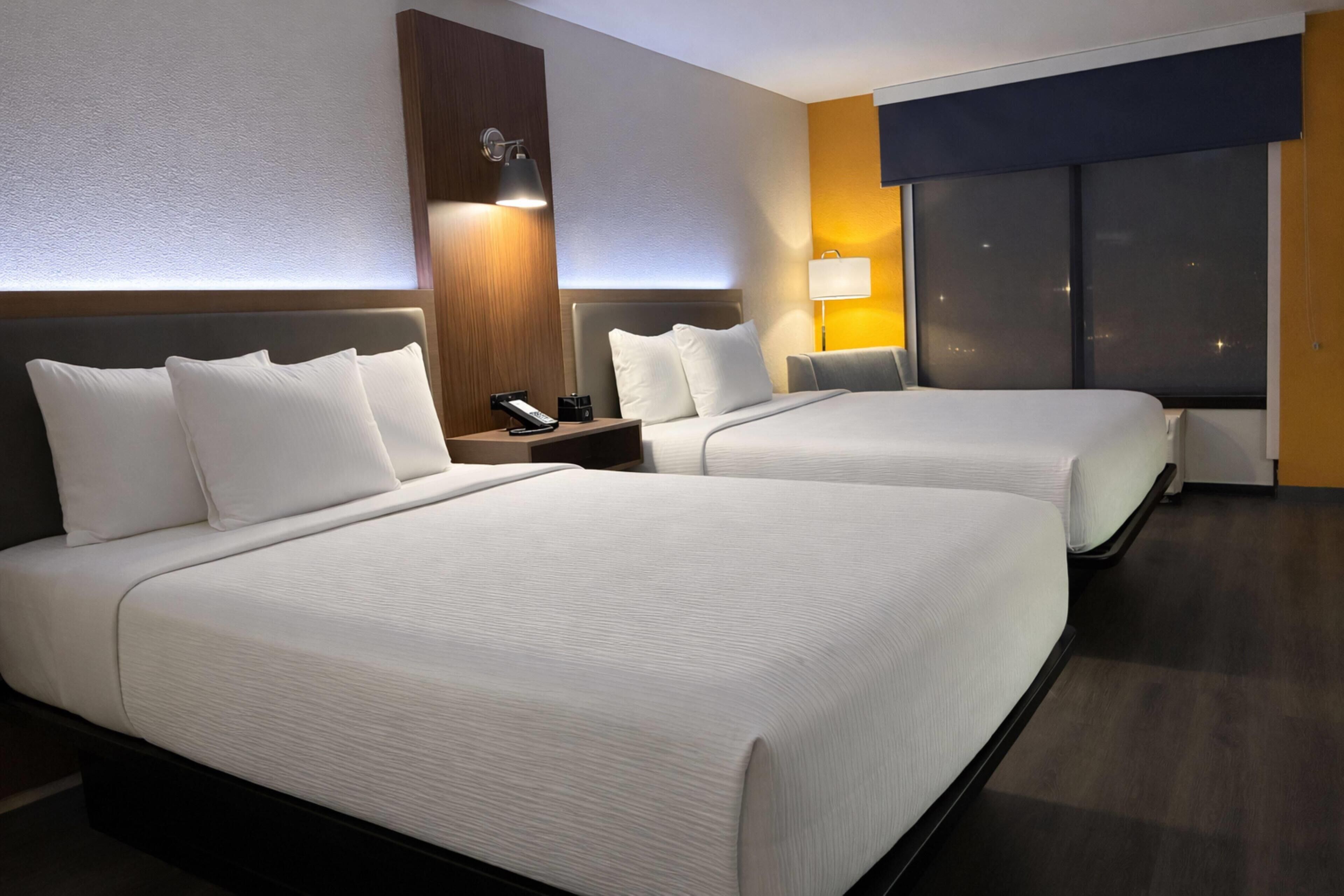 客房内保险箱、办公桌、熨斗/熨衣板、免费 WiFi