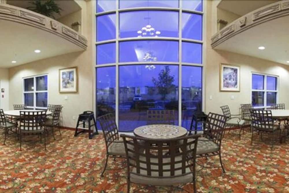 Baymont By Wyndham Belen Nm