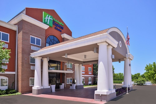 Holiday Inn Express Hotel & Suites Elgin by IHG