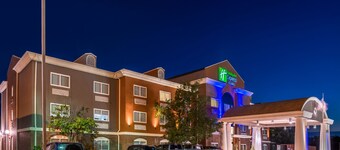 Holiday Inn Express Hotel & Suites Elgin by IHG
