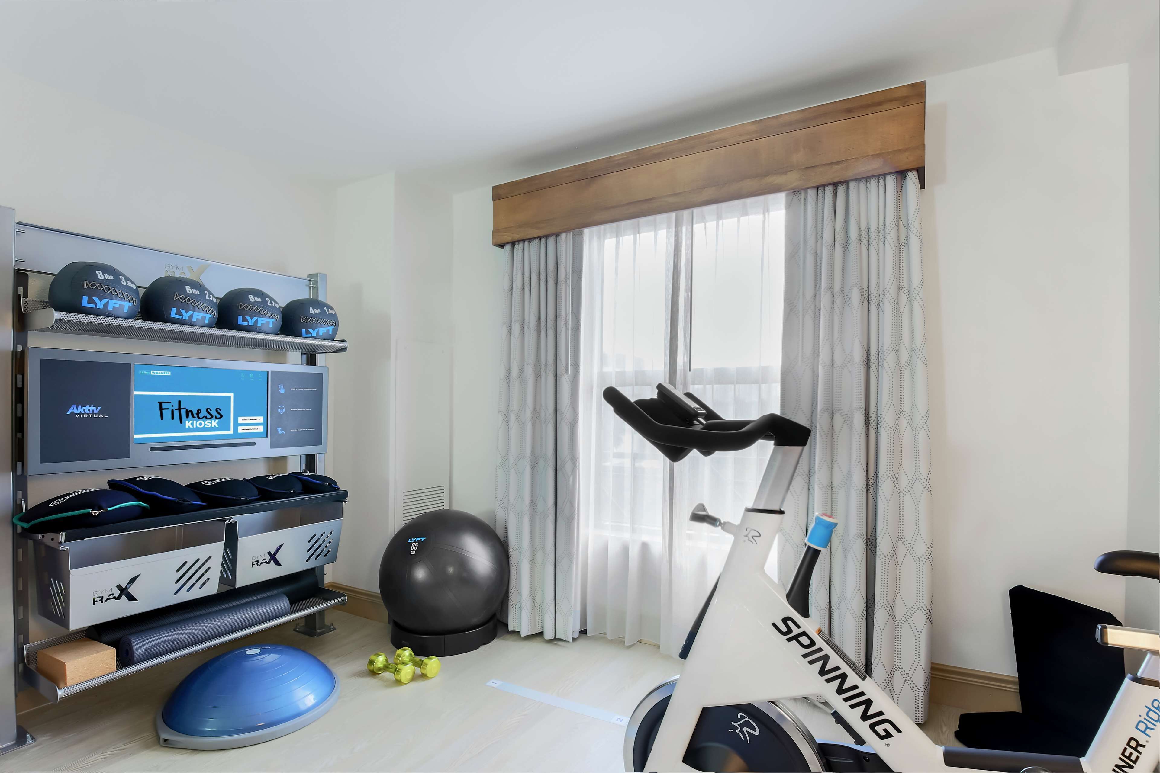 premium bedding, in-room safe, desk, laptop workspace