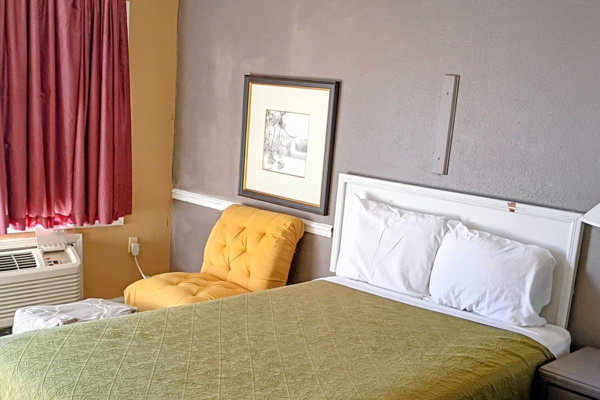 Standard Room, 2 Double Beds, Smoking | Premium bedding, Select Comfort beds, desk, blackout drapes