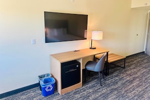 Blackout curtains, free WiFi, bed sheets