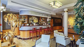 Bar (in der Unterkunft)