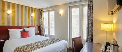 Classic Room | Premium bedding, in-room safe, desk, soundproofing