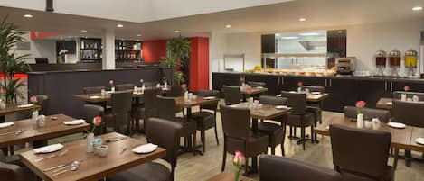 Daily buffet breakfast (GBP 11 per person)