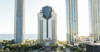 Hotel Exterior at Trump International Beach Resort