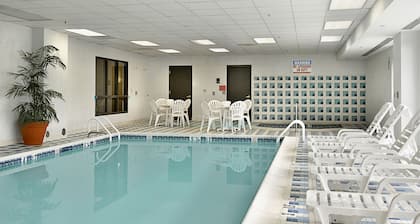 Comfort Inn & Suites Voorhees/Mt. Laurel