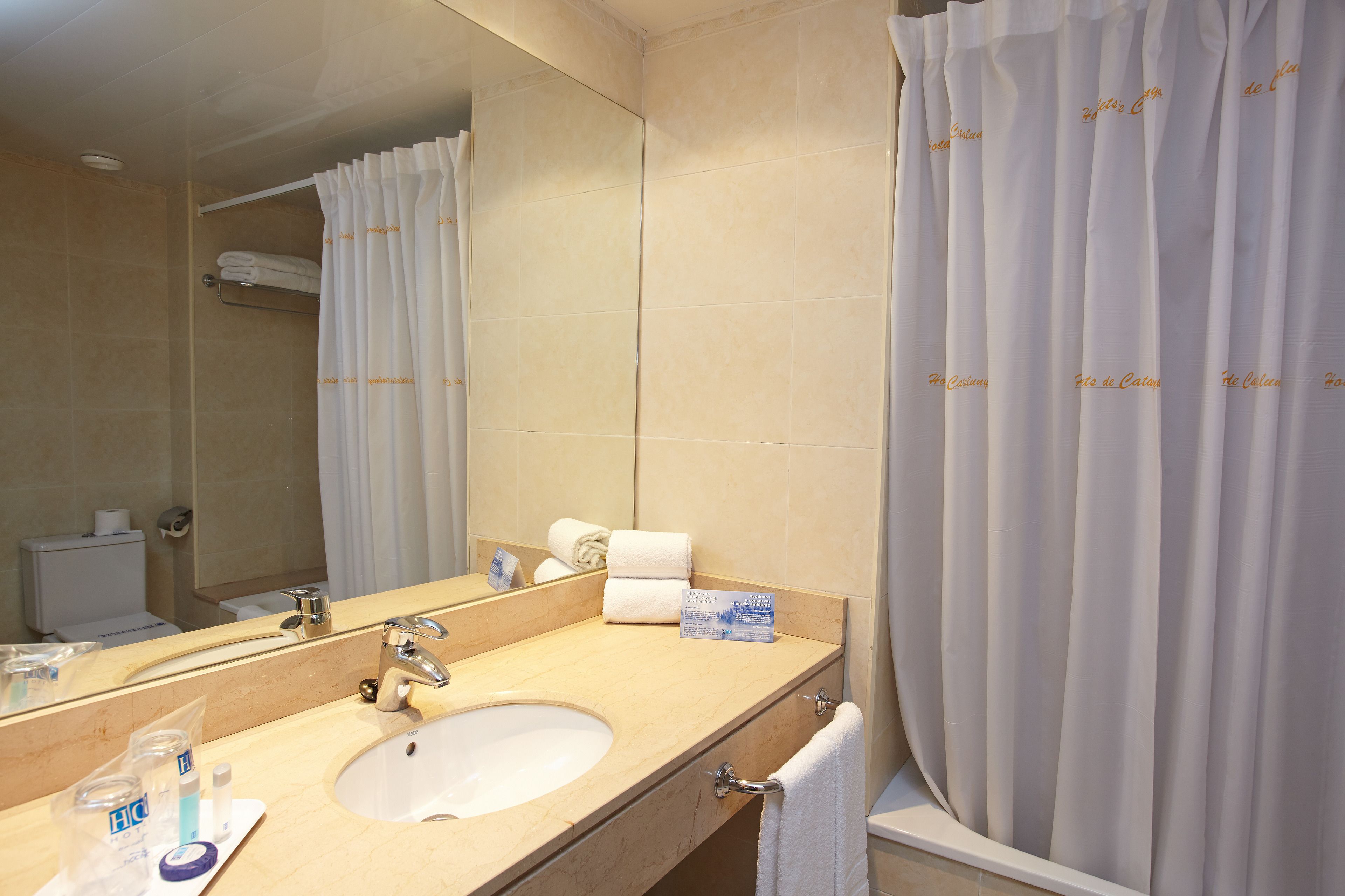 double or twin room (extra bed) | in-room safe, desk, soundproofing, rollaway beds