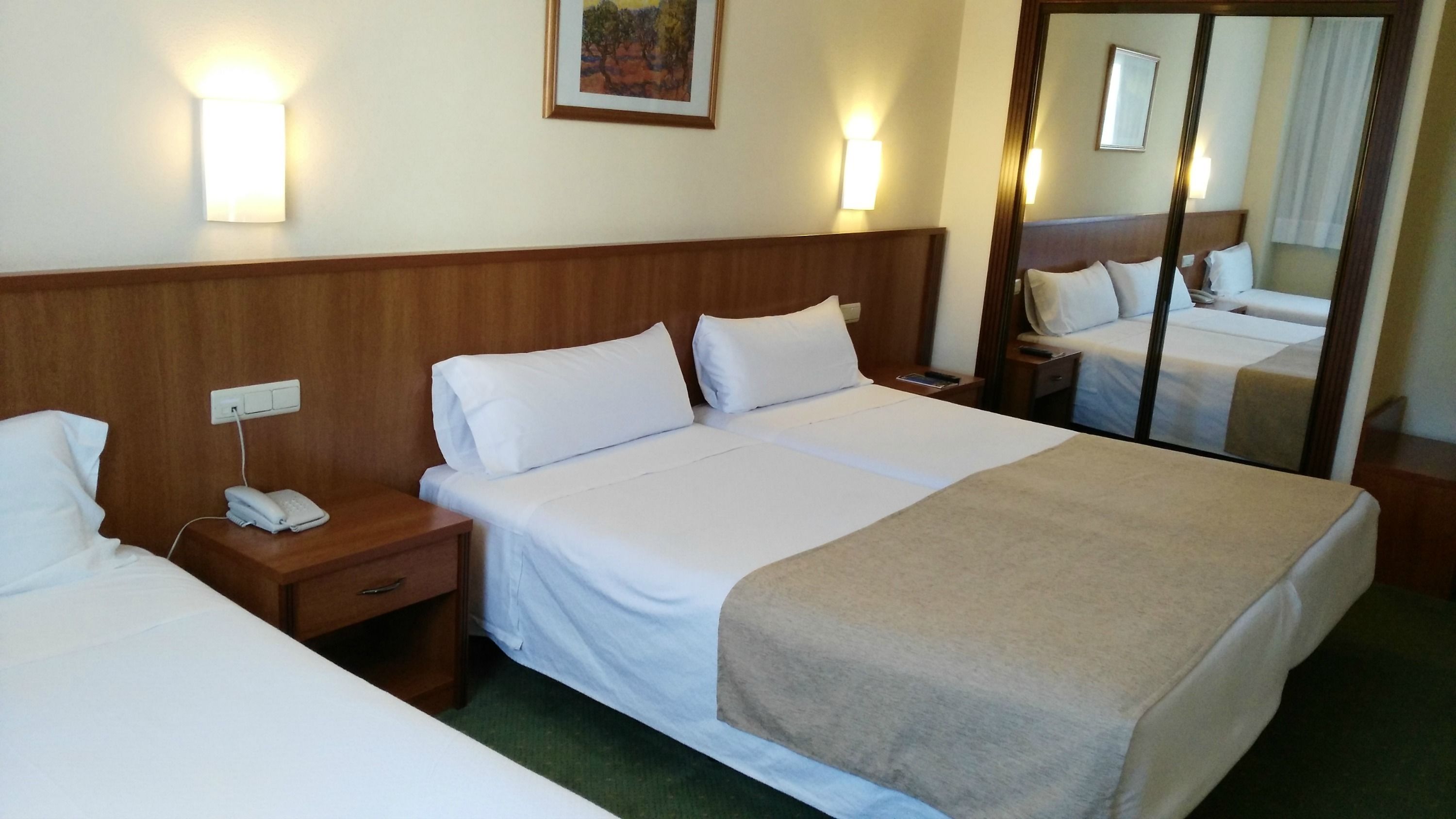 in-room safe, desk, soundproofing, rollaway beds