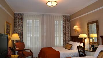 Superior-Doppelzimmer, 2 Doppelbetten | Ausblick vom Zimmer