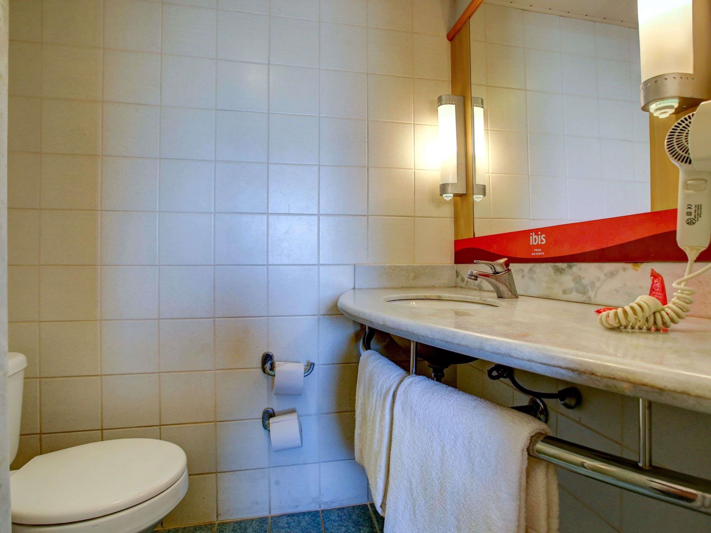 standard room, multiple beds | minibar, desk, laptop workspace, blackout curtains